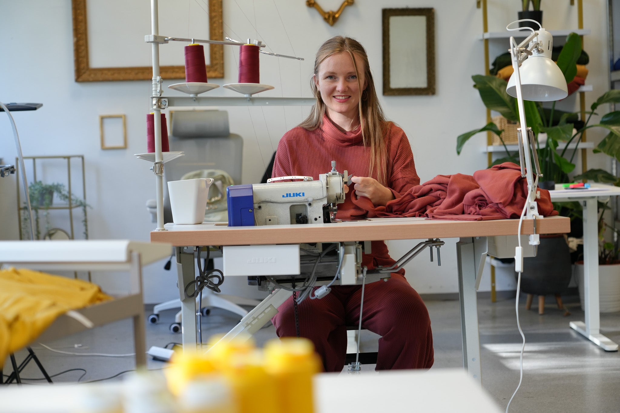 Nachhaltige Modemarke von Vivien Joy aus fairen Stoffen alles hergestellt in Deutschland