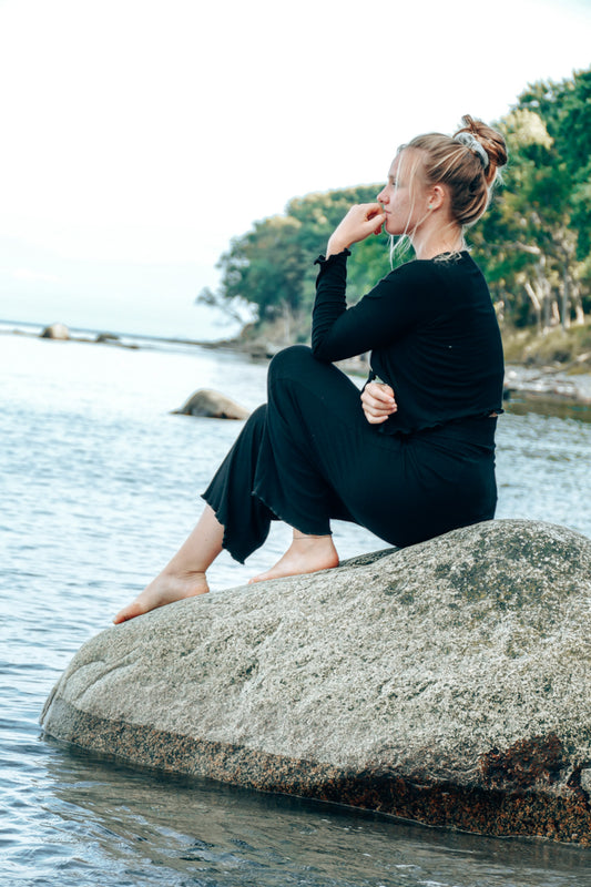 Trendige Wide Leg Pants für Damen mit feinem Rippstoff