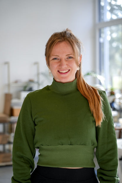 Bio-Baumwollpullover in Green Khaki mit Bündchen