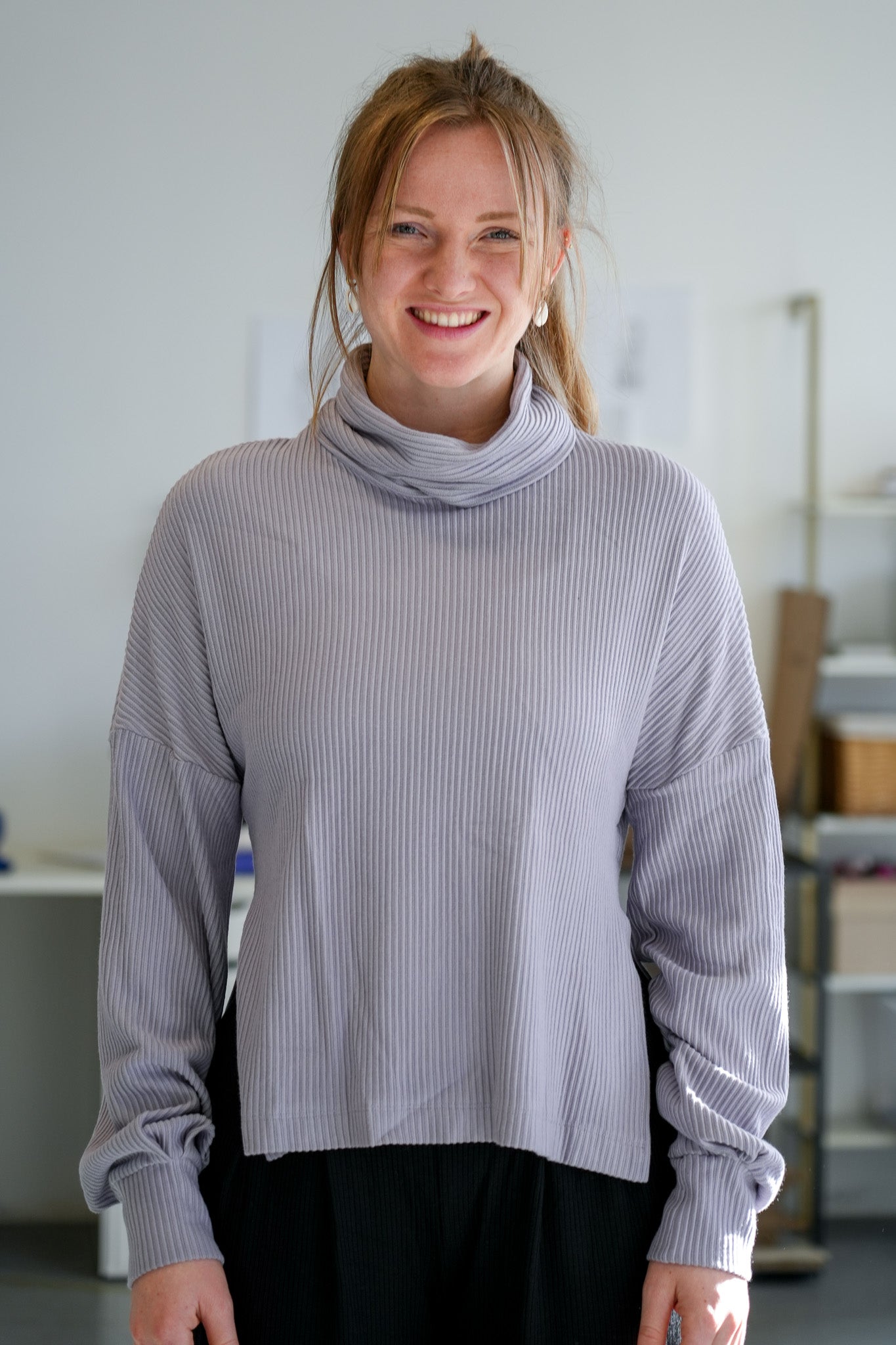 Aila Basic Pulli flieder