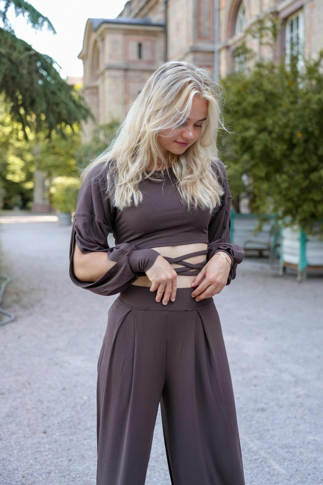 Figurbetonter Crop Pulli aus weichem Tencel