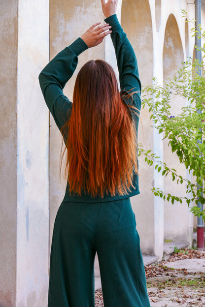 Fair produzierte High Waist Hose für den Winter für Damen aus geripptem Stoff