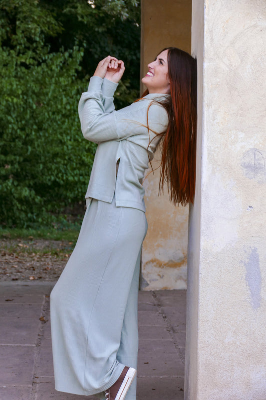 Weicher Oversize-Pullover in Pastellgrün Made in Germany