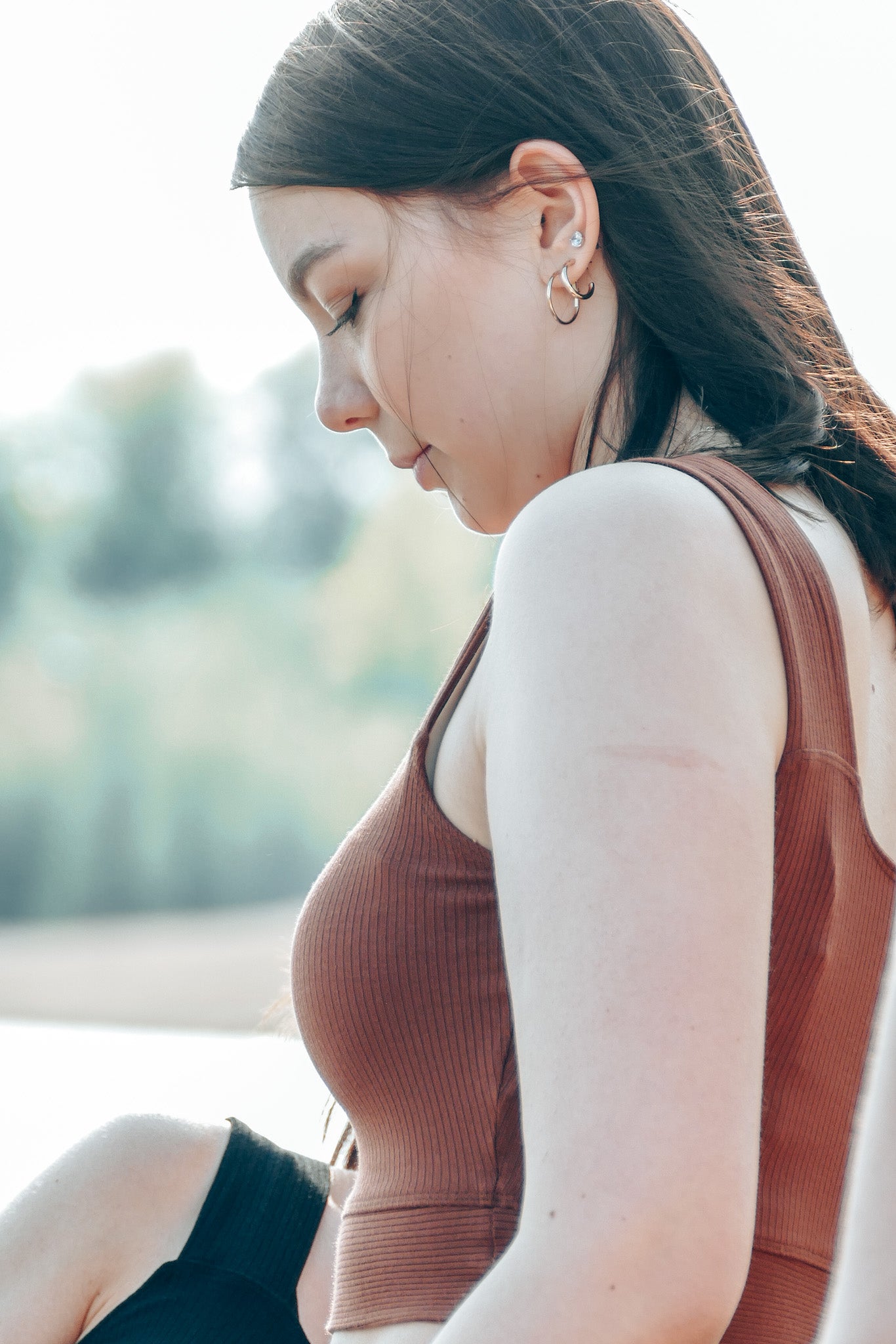 Sommerliches und geripptes Crop Top aus nachhaltigem Stoff für Yoga und Reisen