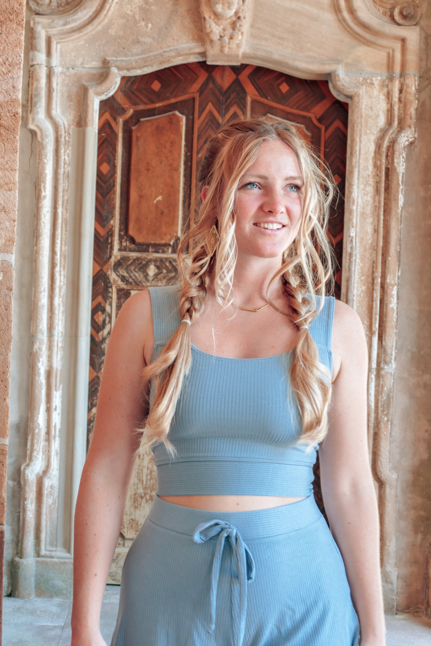 Pastellblaues Crop Top für den Sommer für Damen aus nachhaltigem Stoff